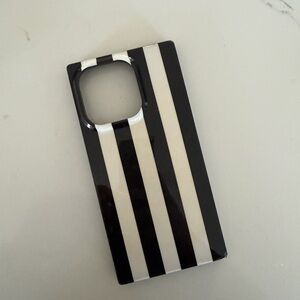 FLAUNT Black and White Striped Phone Case iPhone 14 Pro